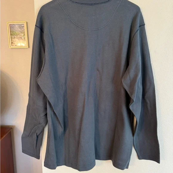 Columbia Men's Charcoal Long Sleeve Henley - Picture 3 of 5